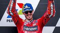 Pecco Bagnaia meraih podium pertama pada MotoGP Indonesia di Sirkuit Mandalika, Minggu (15/10/2023) sore WIB. (Dok. Twitter/Bagnaia)