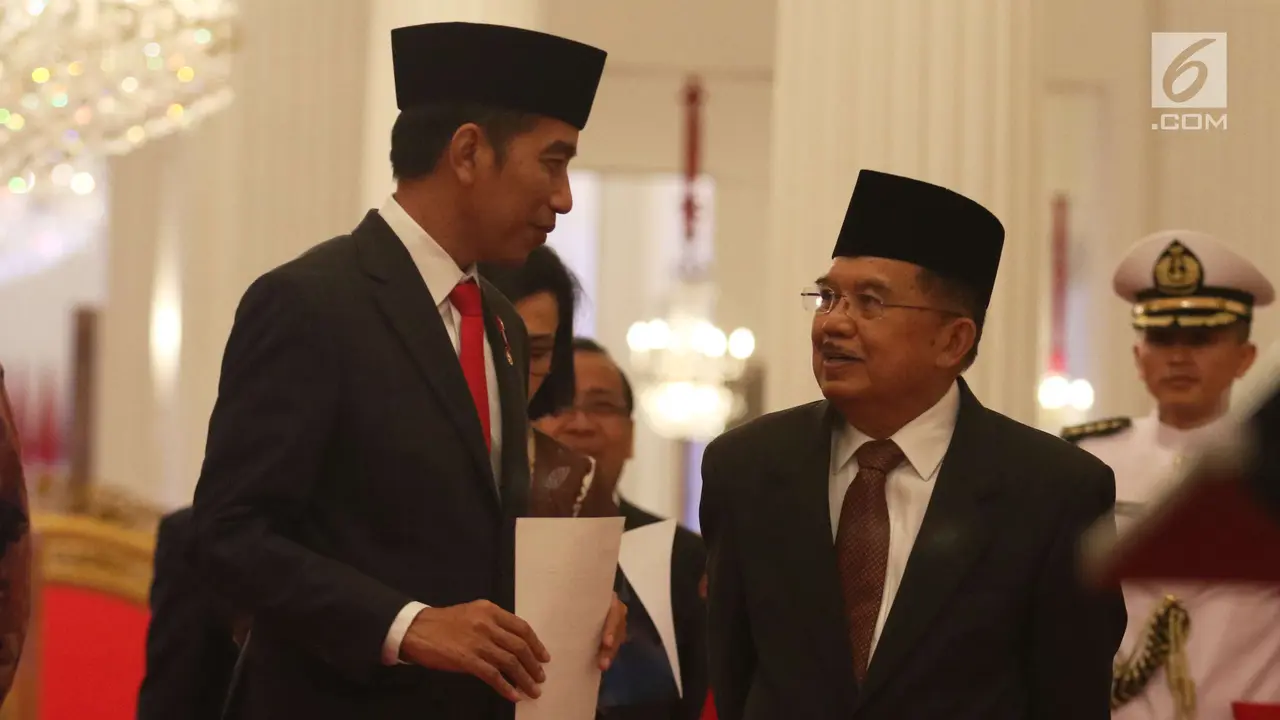 Sah, Jokowi Teken Aturan THR dan Gaji ke-13 PNS