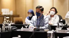 Nama Budisatrio Djiwandono belakangan ramai jadi sorotan. Politikus Partai Gerindra itu merupakan keponakan dari Menteri Pertahanan Prabowo Subianto. (FOTO: instagram.com/budidjiwandono/)