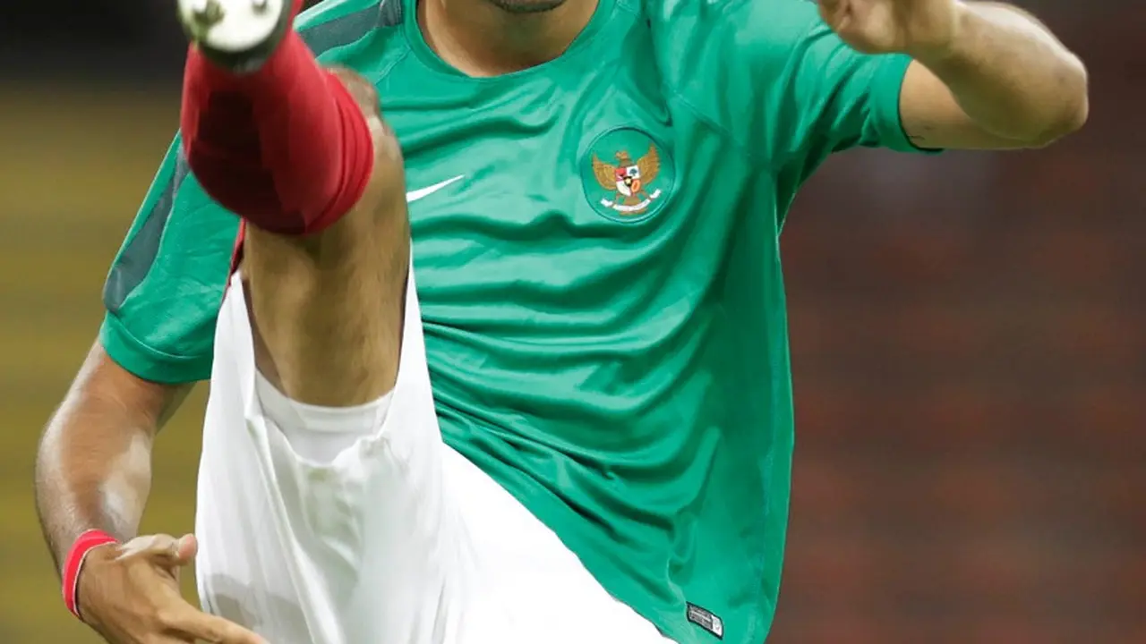 Ezra Walian