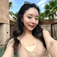 Jung Jiwoo Kakak J-Hope BTS saat Liburan ke Bali. [@mejiwoo103]