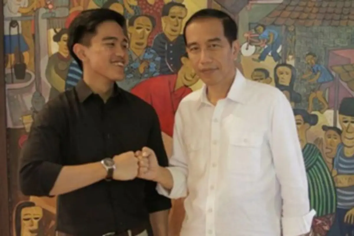 6 Momen Keakraban Kaesang dan Jokowi, Kompak Berbagi Canda Tawa