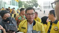 Ketua DPD Partai Golkar Jawa Barat Ace Hasan Syadzily. Ace mengatakan bahwa Golkar ingin mencari capres-cawapres dari internal partai. (Liputan6.com/Winda Nelfira)