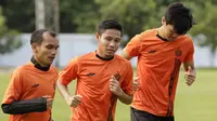 Pemain Persija Jakarta, Evan Dimas, saat latihan di Lapangan Sutasoma, Jakarta, Jumat (17/1/2020). Gelandang Timnas Indonesia ini menjadi rekrutan baru Macan Kemayoran untuk mengarungi Liga 1 musim depan. (Bola.com/M Iqbal Ichsan)