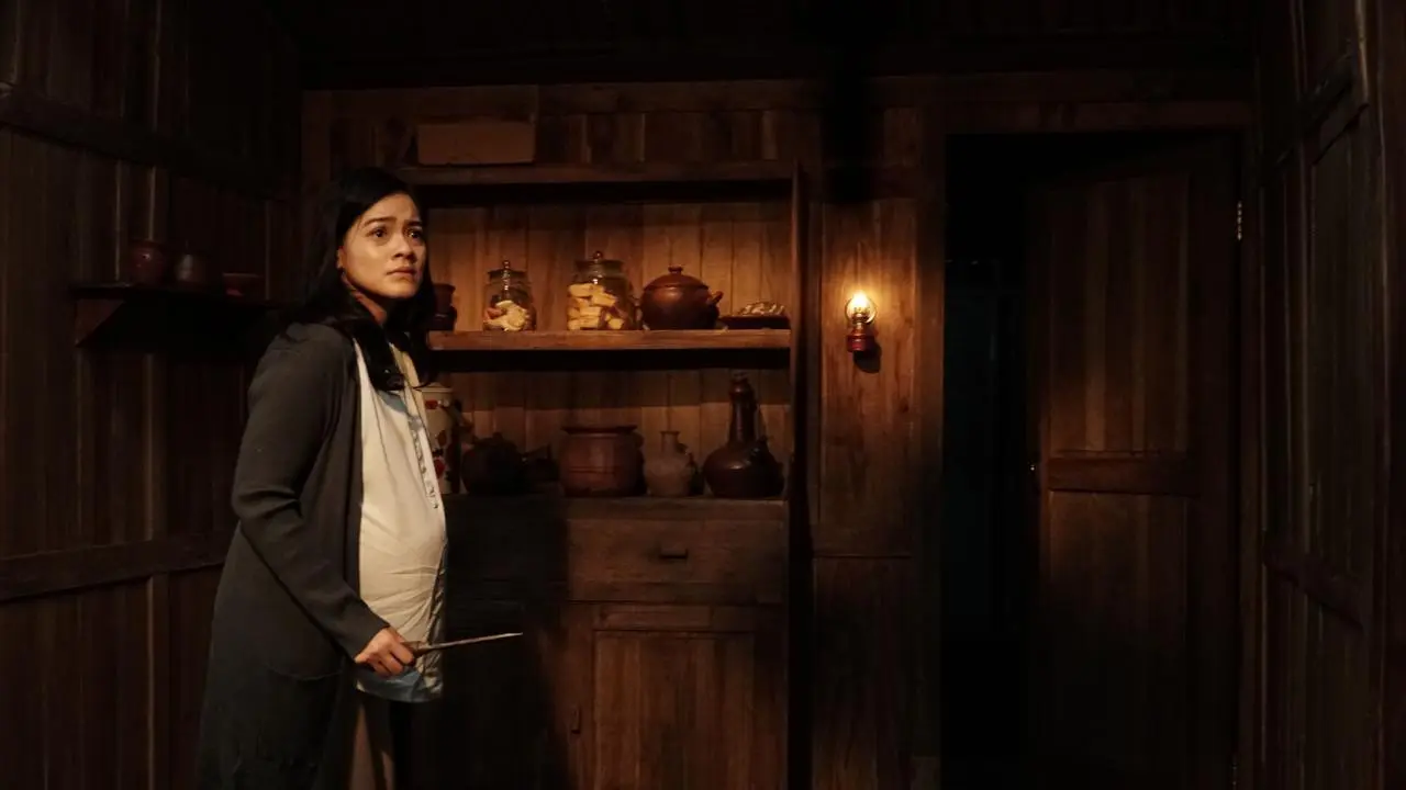 Titi Kamal membintangi film Jailangkung: Sandekala.