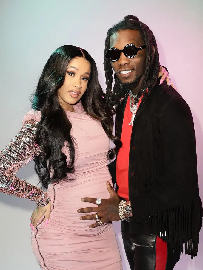 [Bintang] Cardi B - Offset