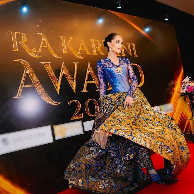 Cinta Laura di RA Kartini Award 2024 (Instagram/claurakiehl)