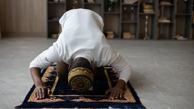 Ilustrasi salat, Muslim, Islam
