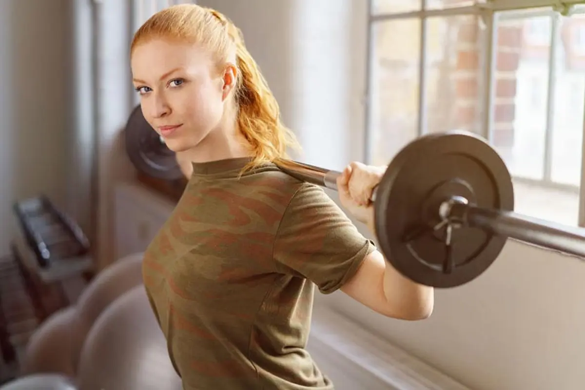 Wanita Latihan Angkat Beban, Bahayakah?