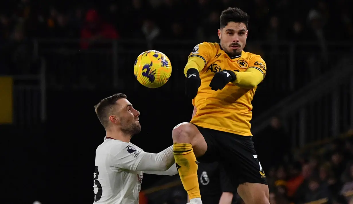 Sementara, tiga gol Wolverhampton Wanderers dicetak Pablo Sarabia, Max Kilman dan Pedro Neto. (AP Photo/Rui Vieira)