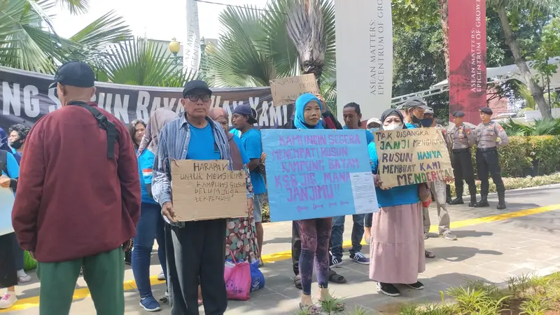 Warga Kampung Bayam Terdampak Proyek JIS Layangkan Keberatan Administratif ke Pemprov DKI Jakarta