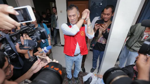 [Bintang] Tio Pakusadewo