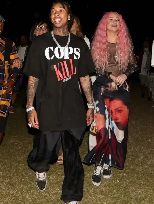 Dilasir dai E! Online, Iggy mengatakan dirinya masih single dan menampik kabar mengenai dirinya dan Tyga yang berpelukan. (twitter/iggytoday)