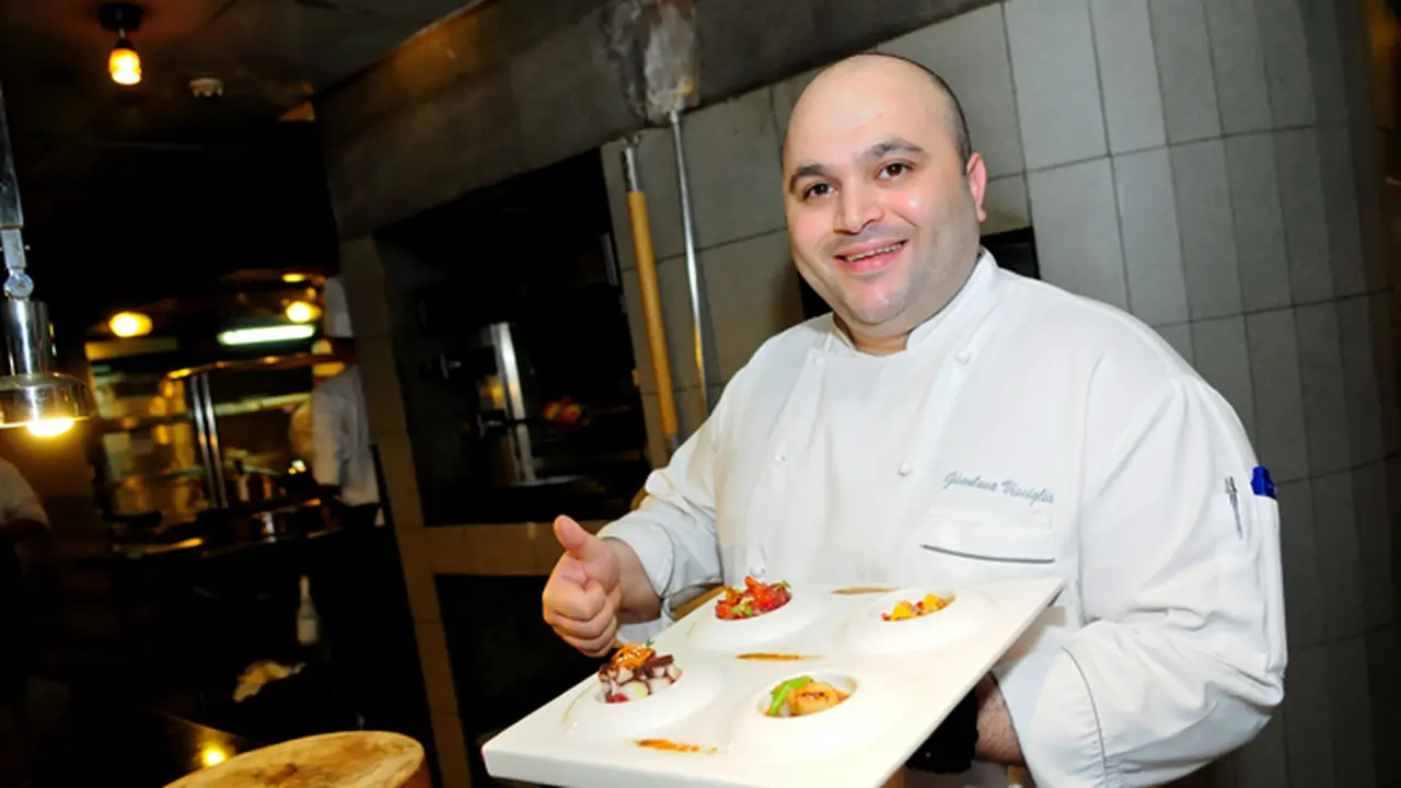 Menikmati Cita Rasa Khas Italia ala Chef Gianluca Visciglia