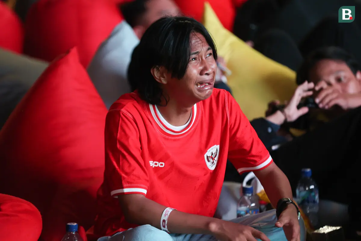 Foto: Ragam Ekspresi Suporter Timnas Indonesia saat Nobar Pertandingan Melawan China di Kualifikasi Piala Dunia 2026
