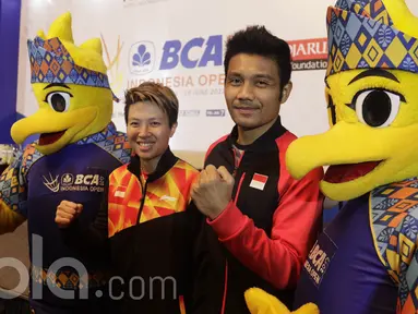 Pebulutangkis ganda putra Indonesia, Berry Anggriawan, usai menghadiri jumpa pers BCA Indonesia Open 2017 yang didukung oleh Bakti Olahraga Djarum Foundation di Hotel Kempinski, Jakarta, Senin (22/5/2017). (Bola.com/Vitalis Yogi Trisna)