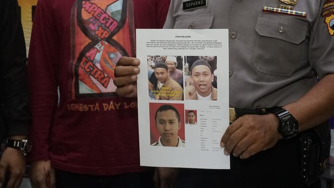 Kepolisian memastikan pria dalam video yang mengancakm penggal kepala Jokowi bukan Dheva Prayoga, warga Kebumen. (Foto: Liputan6.com/Polres Kebumen/Muhamad Ridlo)