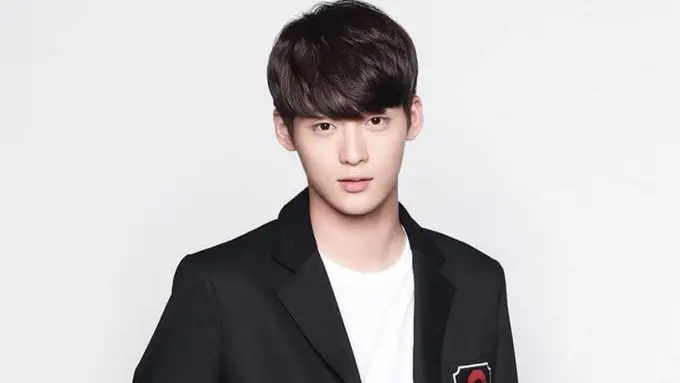 [Bintang] Kim Dong Yoon