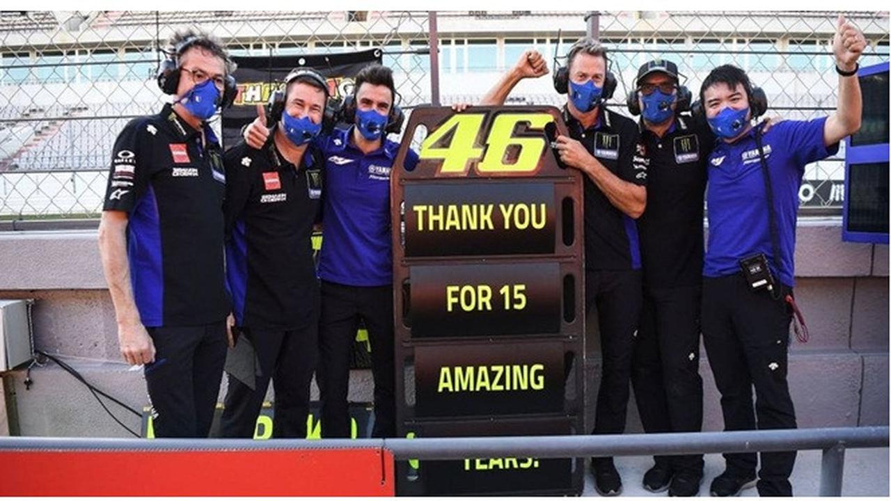 8 Momen Perpisahan Valentino Rossi dengan Tim Pabrikan Yamaha, Raih 4 Gelar Juara Dunia