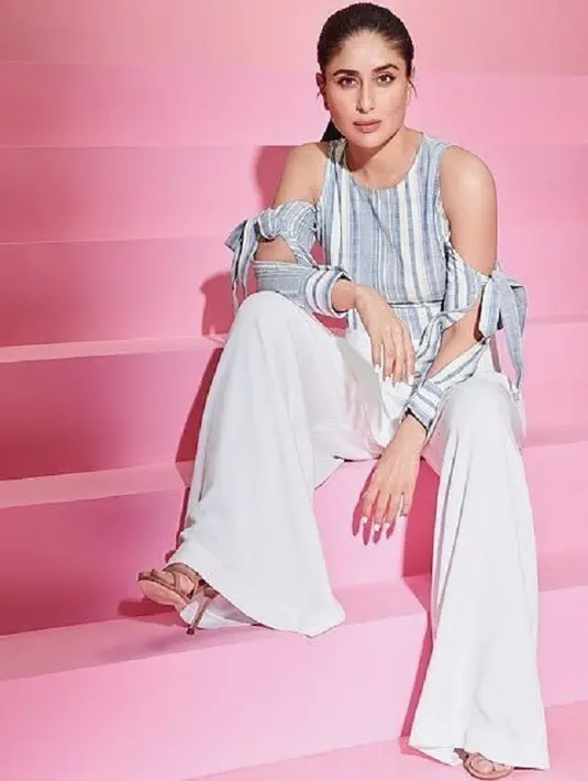 Lantaran yoga dan pilates tak hanya membuat badannya jadi bugar, akan tetapi berguna juga untuk mengencangkan otot pasca melahirkan. (Foto: instagram.com/therealkareenakapoor)