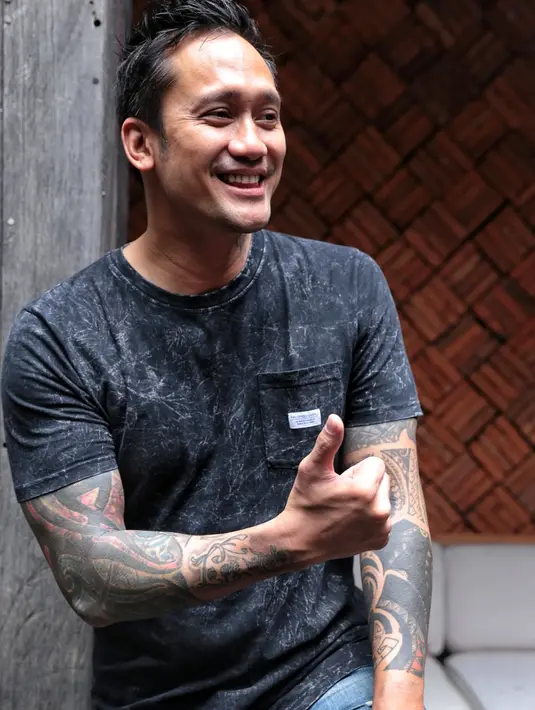 Aktor 44 tahun itu mengaku dekat dengan anak-anaknya. Begitu juga dengan anak pertama dari pernikahan pertamanya dengan Anggraini Kadiman yang bernama Azzahra Nabila Sudiro. (Adrian Putra/Bintang.com)