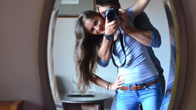 Mendiskusikan pandangan hidup pasangan