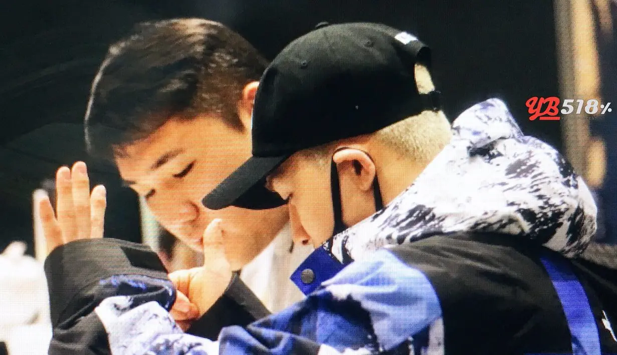 Seperti biasanya, penyanyi kelahiran 18 Mei 1988 ini diikuti para penggemarnya mulai dari Tokyo hingga mendarat di Seoul. (foto: bigbangupdates.com)