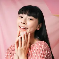 ilustrasi tersenyum ceria/theshots.co/Shutterstock