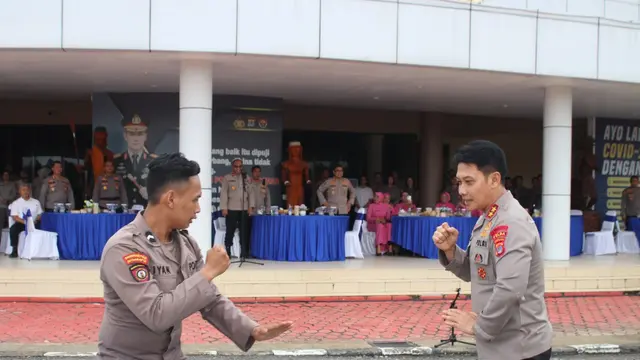 Penyambutan Bintara Remaja dan Tradisi Keluarga Asuh Bintara Polri di Polda Kaltara Tahun 2023