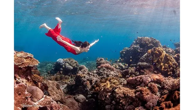 6 Momen Pemotretan Prewedding Boy William dan Kekasih, Pilih Tema Mermaid