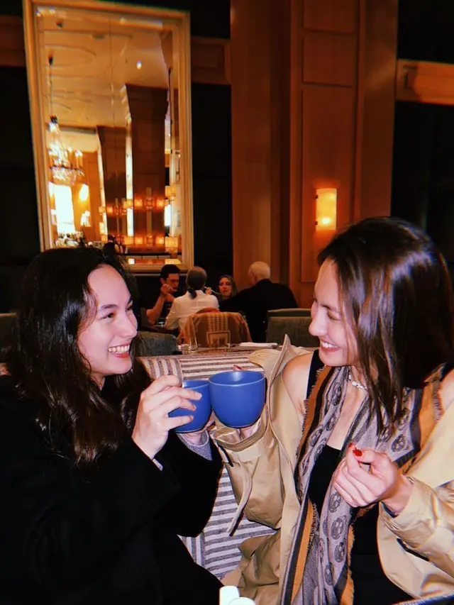 8 Potret Persahabatan Pevita Pearce dan Chelsea Islan, Kompak Banget