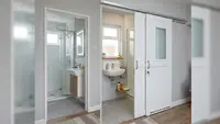 7 Model Pintu Kamar Mandi PVC untuk Ruang Sempit, Hemat Tempat dan Tetap Rapi