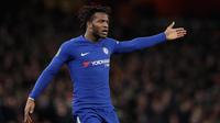 Penyerang Michy Batshuayi saat pertandingan semifinal Piala Liga Inggris antara Chelsea dan Arsenal di stadion Emirates di London 24/1). Michy Batshuayi dipinjamkan dari Chelsea ke Borussia Dortmund. (AP Photo/Matt Dunham)