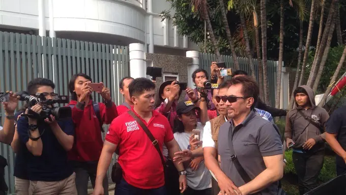 [Bintang] Gatot Brajamusti