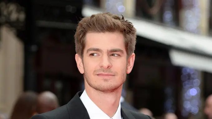 [Bintang] Andrew Garfield