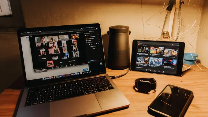 [Fimela] telekonferensi