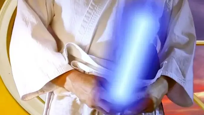 Terbawa Arus, Kondom Bertema Star Wars Laku Keras