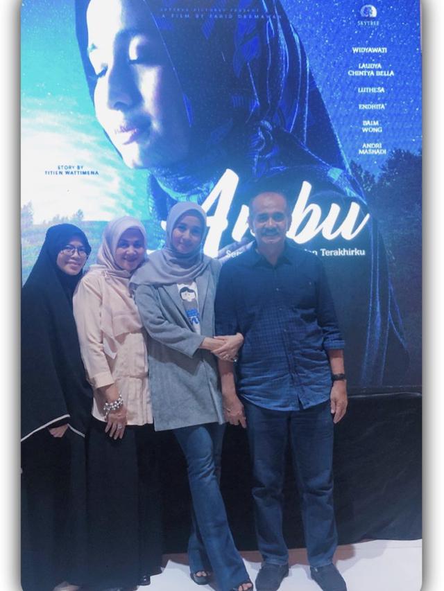 7 Potret Hangat Laudya Cynthia Bella dan Sang Ayah yang Jarang Tersorot