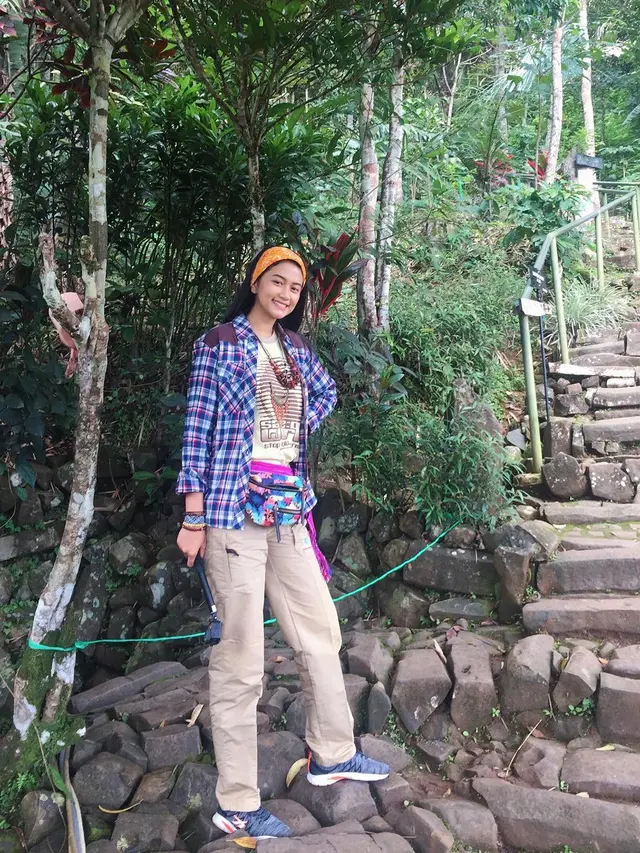 7 Transformasi Lita Hendratno, Miss Indonesia yang Kini Viral Jadi Emak Berdaster
