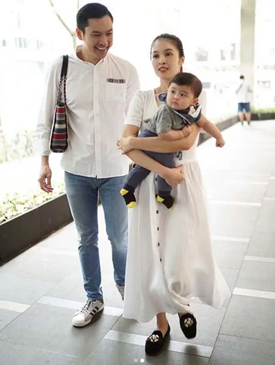 (Instagram/sandradewi88)