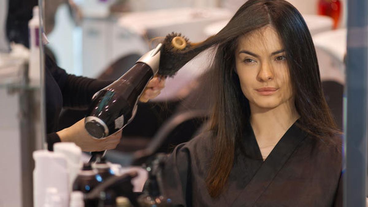 Tanda-Tanda Anda Perlu Memotong Rambut