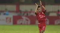 Pemain Persija Jakarta, Novri Setiawan merayakan golnya ke gawang Persebaya pada laga Gojek Liag 1 bersama Bukalapak di Stadion PTIK, Jakarta (26/6/2018). Persija dan Persebaya bermain imbang 1-1. (Bola.com/Nick Hanoatubun)