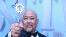 Melihat berbagai karya yang sudah diciptakannya selama ini, Indro Warkop memang pantas mendapatkan penghargaan khusus dengan kategori Lifetime Achievement SCTV Awards 2016. (Adrian Putra/Bintang.com)