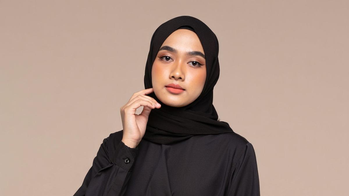 9 Model Dress Panjang Polos Elegan Muslim Modern, Bikin Tampil Anggun di Berbagai Kesempatan