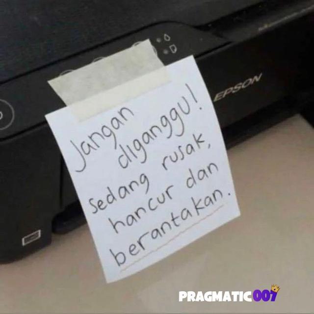 6 Potret Pemberitahuan Barang Rusak Sekalian Curhat Ini Bikin Tepuk Jidat