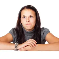 Berpikir sih boleh, tapi kalau kebanyakan juga bikin kesempatan lain hilang. Kayak beberapa shio berikut ini, nih. (Sumber foto: pexels.com)