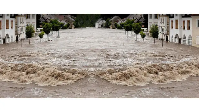 Banjir paling mengerikan ini menimbulkan kerugian moril dan materil bagi masyarakat sekitar.