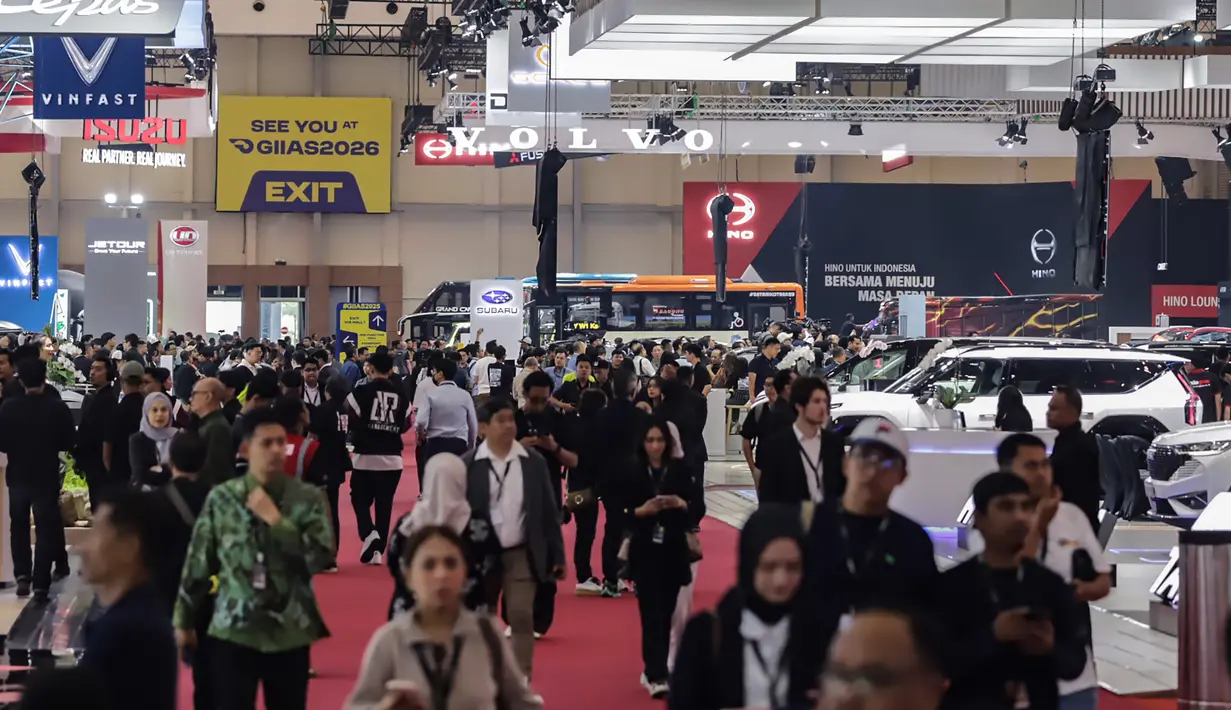 Suasana Gaikindo Indonesia International Auto Show (GIIAS) 2025 di ICE BSD, Tangerang, Banten, Rabu (23/7/2025). (merdeka.com/Arie Basuki)