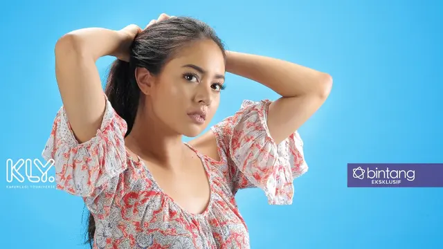 [Bintang] Aurelie Moeremans