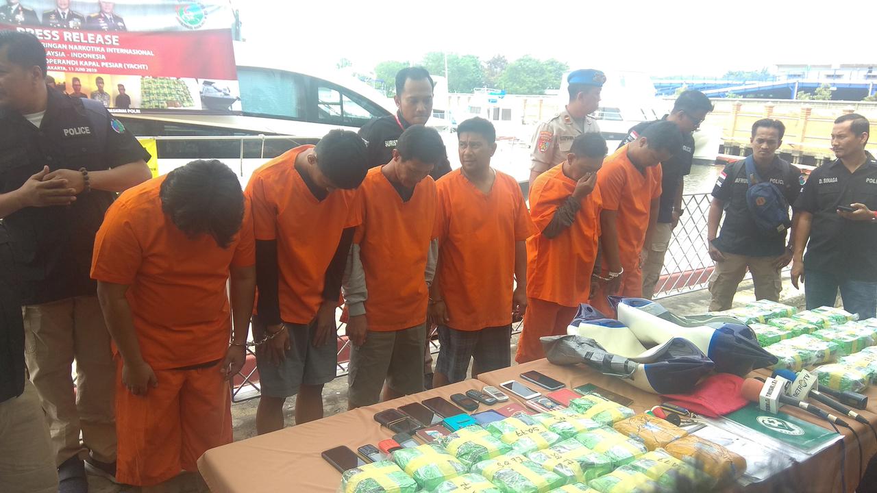 Polisi Tangkap 6 WN Malaysia Selundupkan Sabu ke Jakarta Pakai Kapal Pesiar